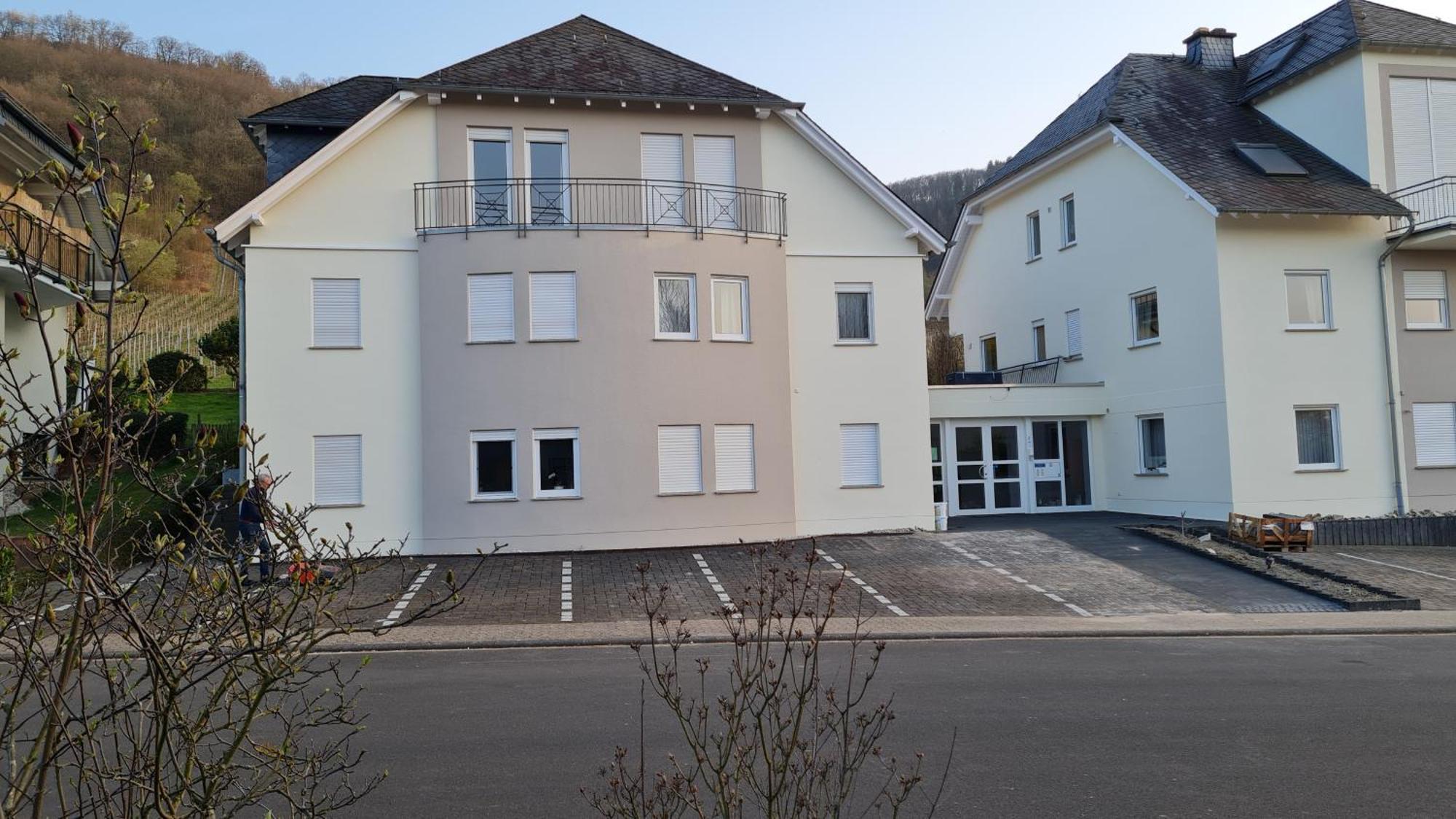 Roussel - Hotel Restaurant Verbandsgemeinde Verbandsgemeinde Bernkastel-Kues Buitenkant foto